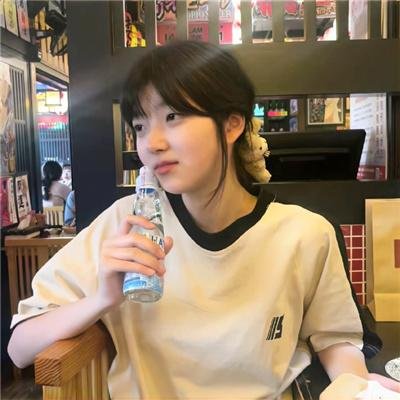 彩凤笙歌