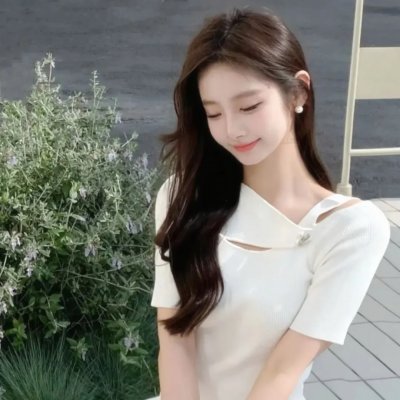好女三头瞒